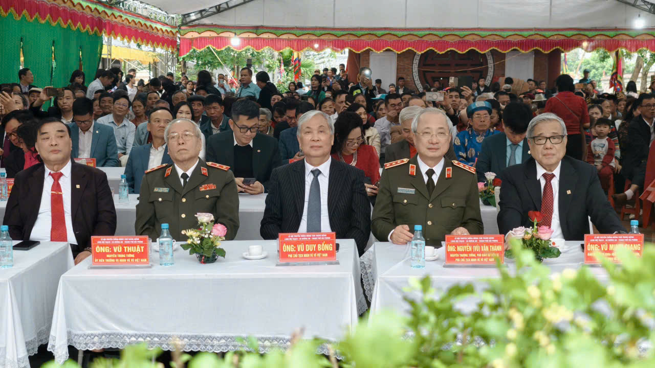 LỄ HỘI TRUYỀN THỐNG LÀNG MỘ TRẠCH - LỄ KỶ NIỆM 1222 NĂM NGÀY SINH ĐỨC THẦN TỔ HỌ VŨ - VÕ VIỆT NAM THÀNH HOÀNG LÀNG MỘ TRẠCH 